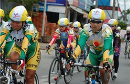 Ba đội quốc tế tham dự giải đua xe đạp nữ cúp Truyền hình An Giang lần 16